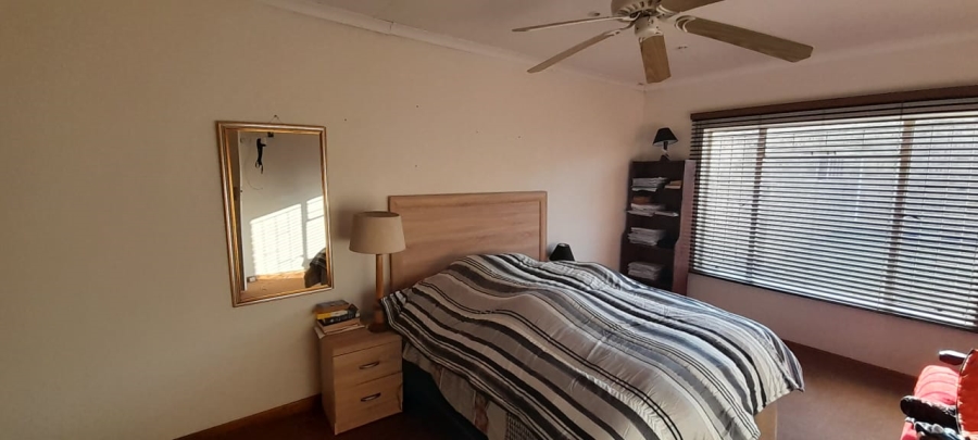 To Let 2 Bedroom Property for Rent in Flamwood North West